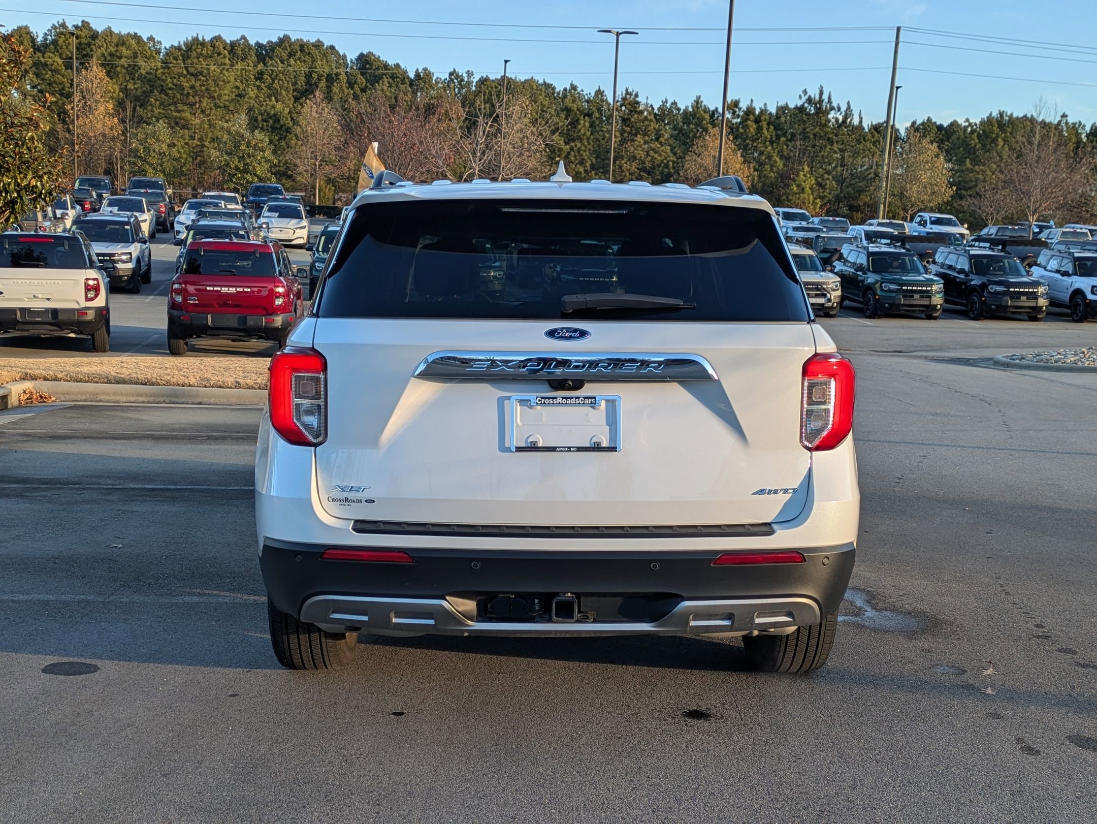 Certified 2023 Ford Explorer XLT w/ Equipment Group 202A image 5