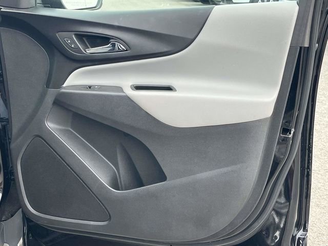 Used 2024 Chevrolet Equinox LS w/ LS Convenience Package FWD image 25