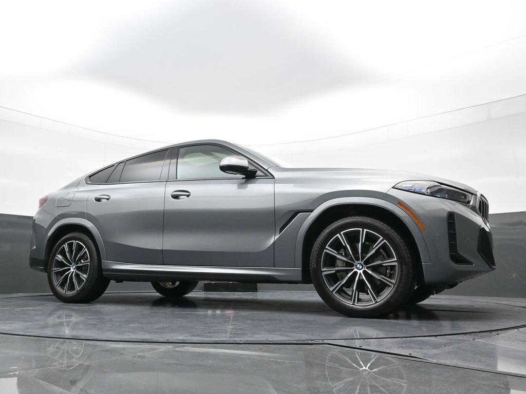 Used 2026 BMW X6 xDrive40i image 23