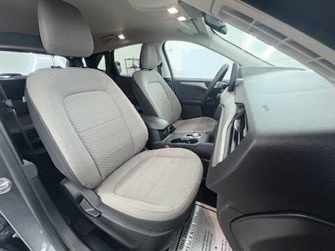 Used 2022 Ford Escape SE image 10