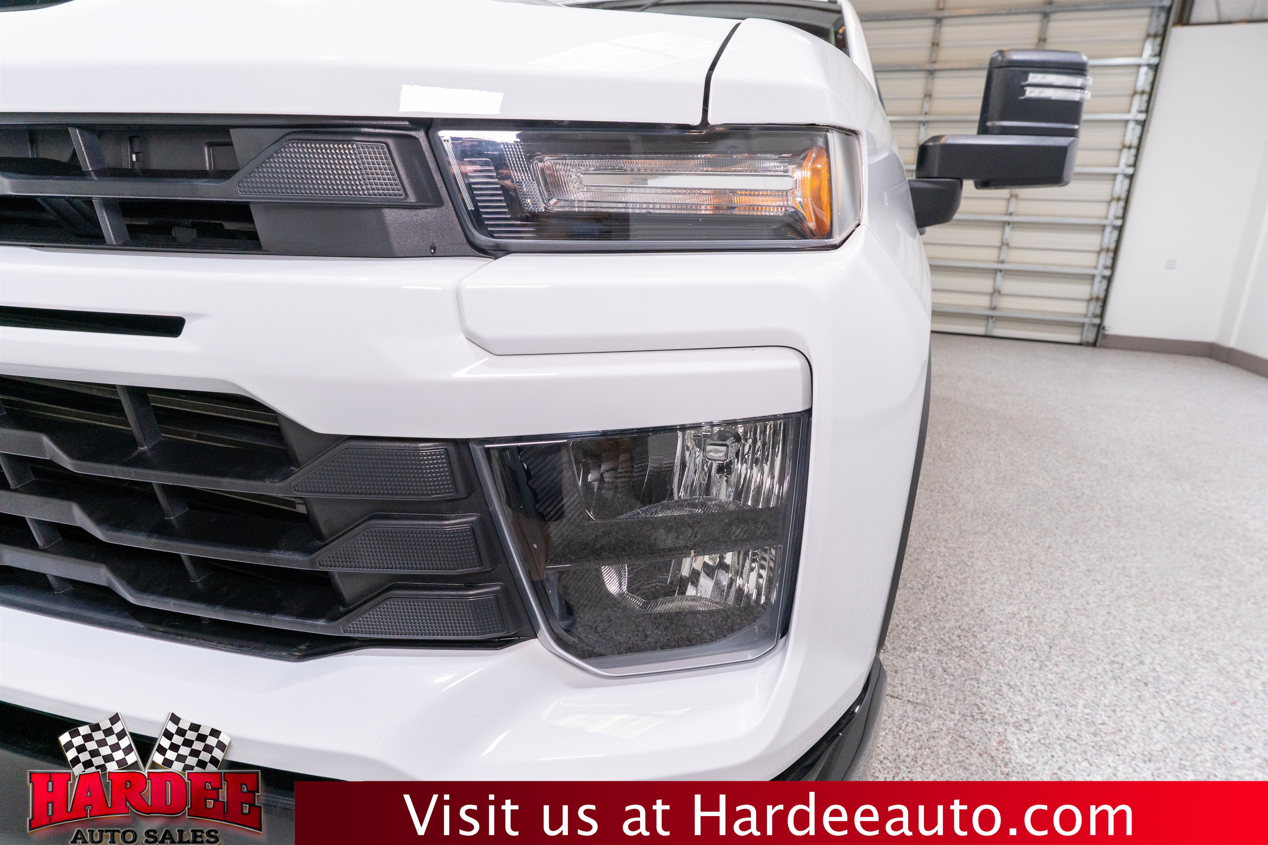 Used 2024 Chevrolet Silverado 2500 Custom w/ Custom Value Package AWD/4WD image 8