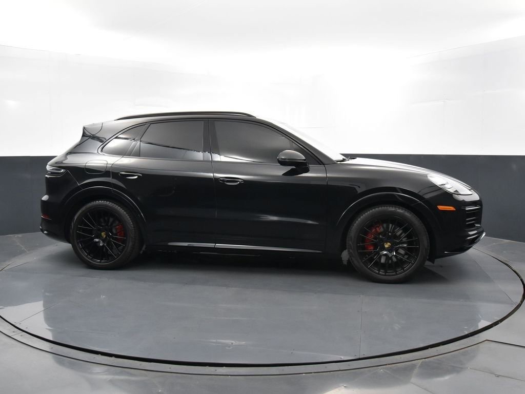 Used 2023 Porsche Cayenne GTS image 41