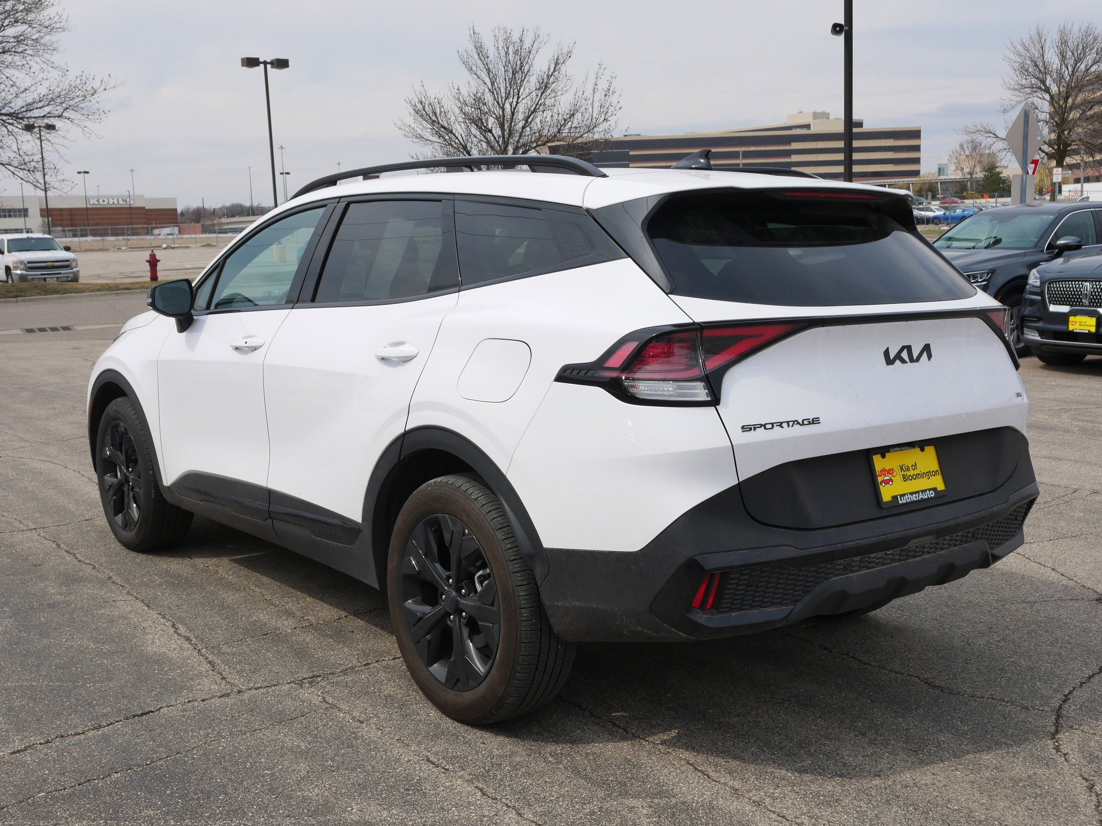 Certified 2025 Kia Sportage X-Line w/ Premium Package image 3