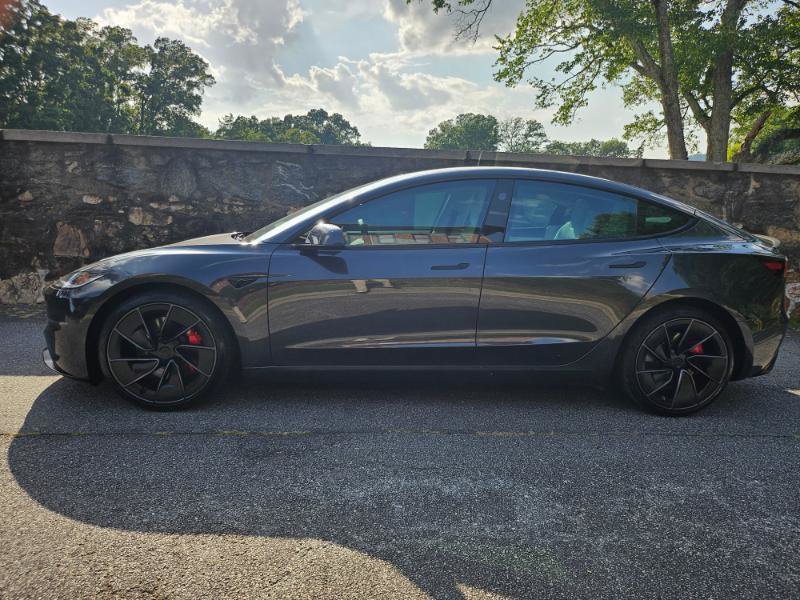 Used 2024 Tesla Model 3 Performance AWD/4WD image 8