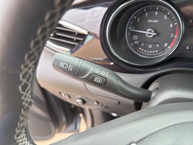 Used 2022 Buick Encore GX Essence w/ Experience Buick Package image 22