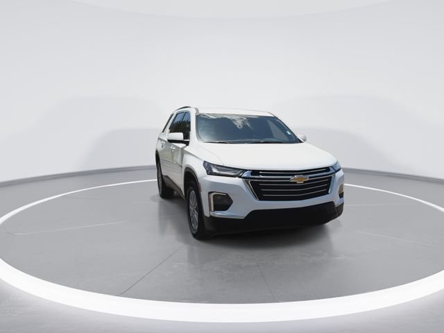 Used 2022 Chevrolet Traverse LT FWD image 2
