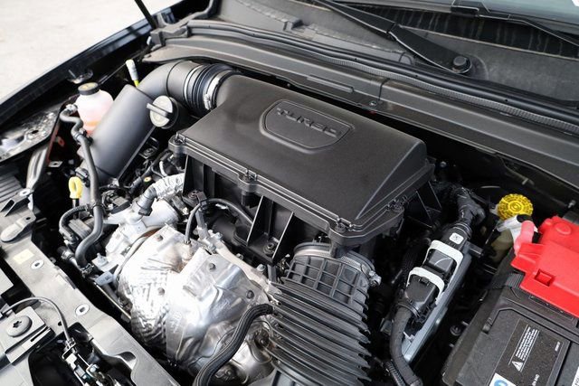 New 2025 Alfa Romeo Tonale w/ Premium Package image 9