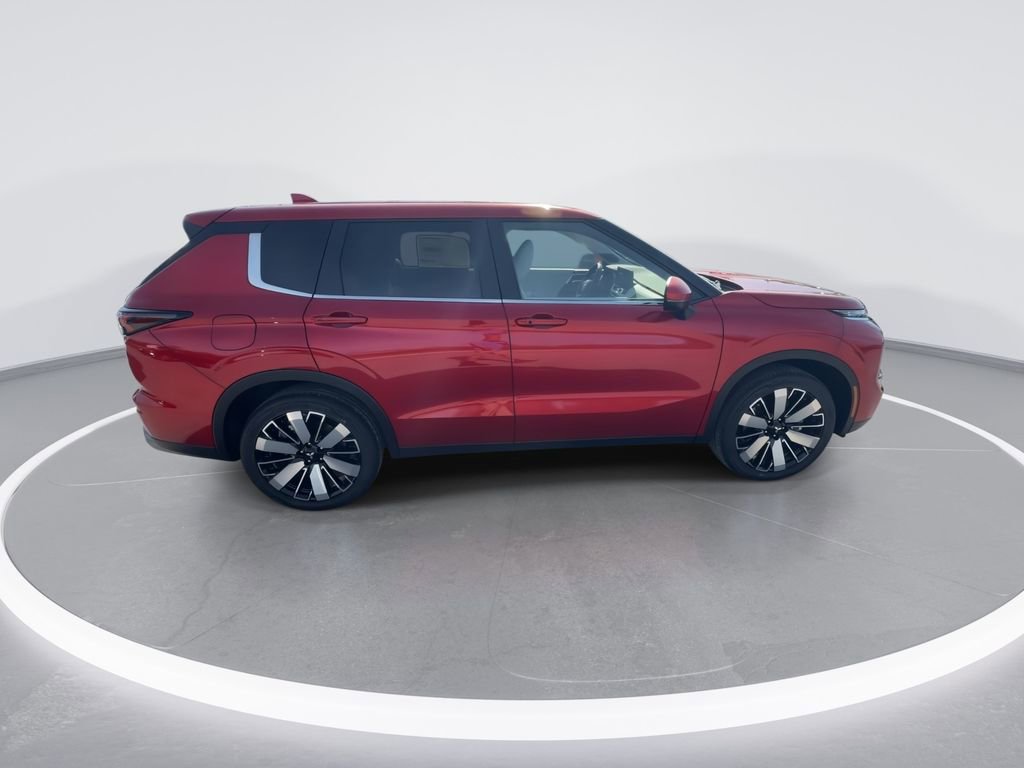 New 2026 Mitsubishi Outlander SE image 9