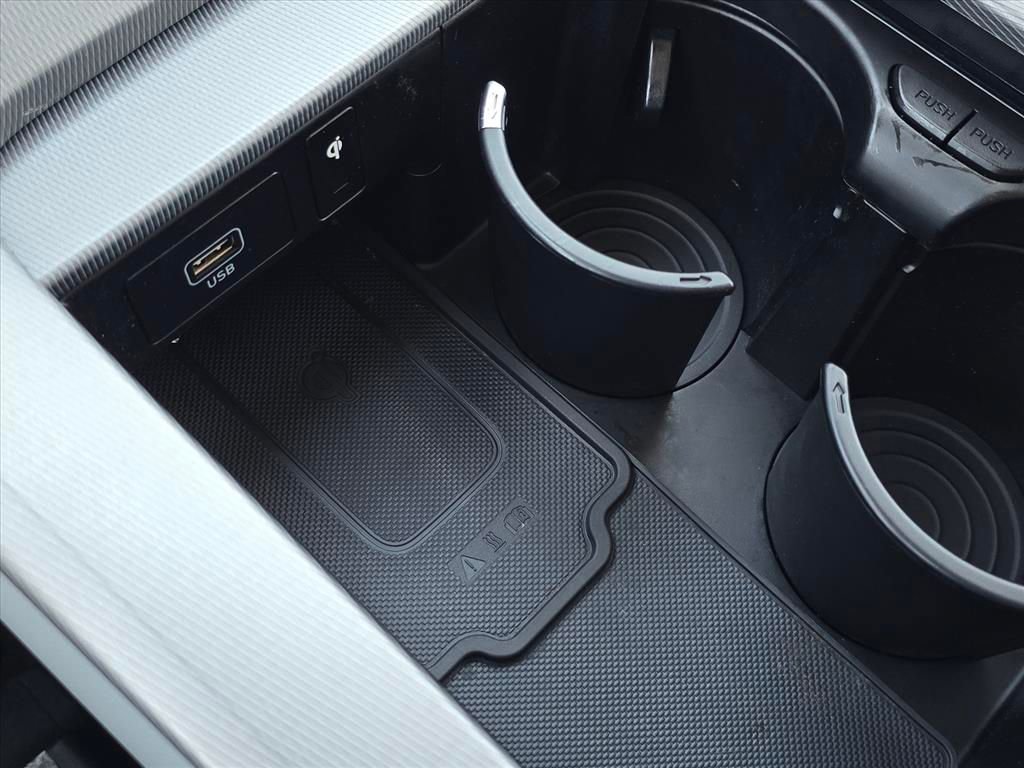 Used 2022 Hyundai Palisade SEL w/ Premium Package FWD image 21