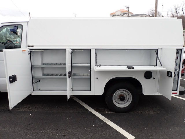 New 2026 Ford E-350 and Econoline 350 Super Duty w/ Power Equipment Group RWD image 4