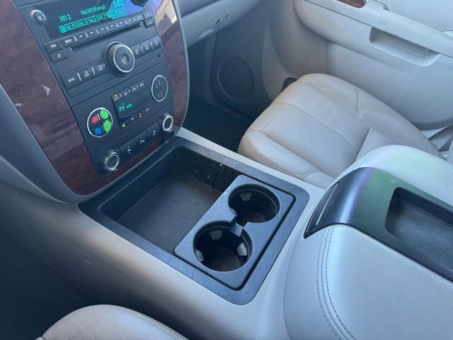 Used 2012 Chevrolet Tahoe LT w/ Luxury Package AWD/4WD image 9