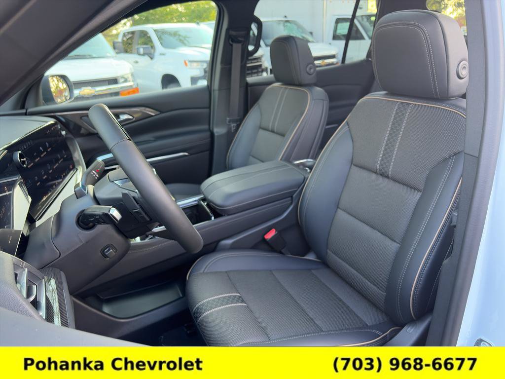 New 2026 Chevrolet Traverse High Country w/ LPO, Floor Liner Package AWD/4WD image 24