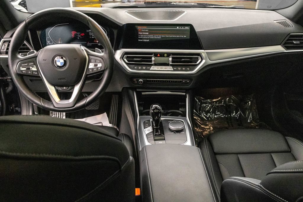 Used 2022 BMW 230i Coupe w/ Convenience Package image 25