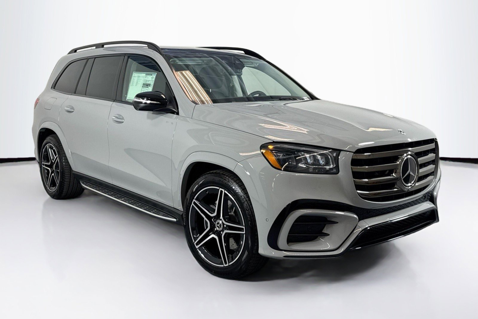 New 2026 Mercedes-Benz GLS 450 4MATIC image 3