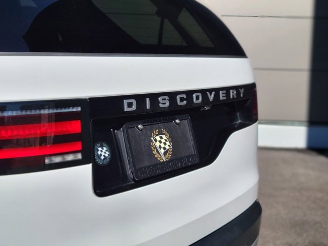 Used 2024 Land Rover Discovery S image 48