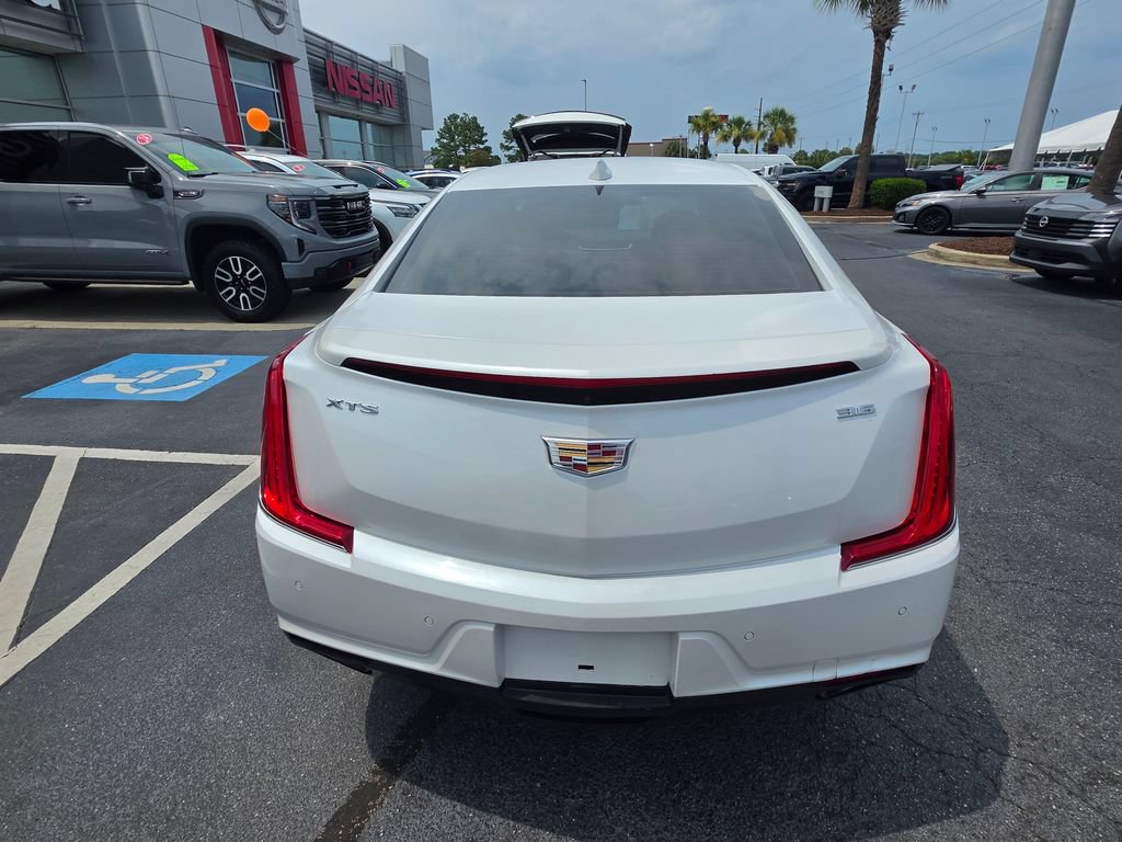 Used 2019 Cadillac XTS Luxury FWD image 8