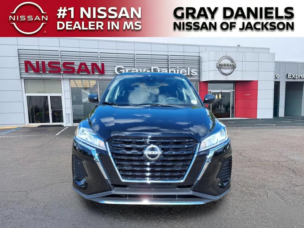Certified 2025 Nissan Kicks Play S FWD video 2