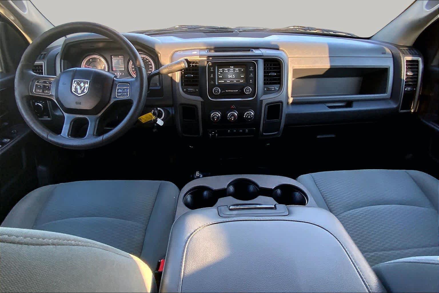 Used 2017 RAM 2500 Tradesman w/ Chrome Appearance Group AWD/4WD image 16