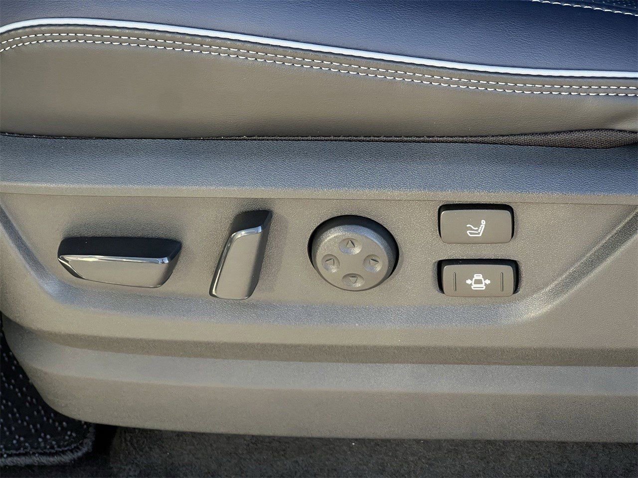 New 2026 INFINITI QX80 4WD image 21