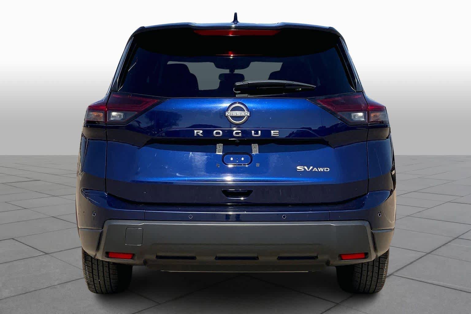 Used 2024 Nissan Rogue SV image 5