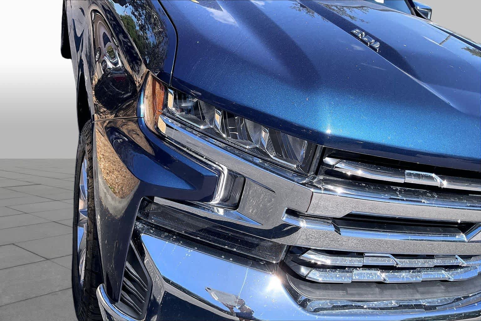 Used 2022 Chevrolet Silverado 1500 LTZ AWD/4WD image 27