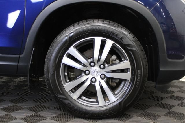 Used 2017 Honda Ridgeline RTS image 6