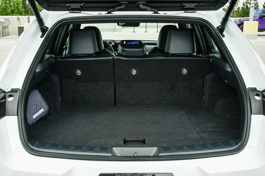 Certified 2026 Lexus UX 300h AWD w/ Cold Area Package image 27