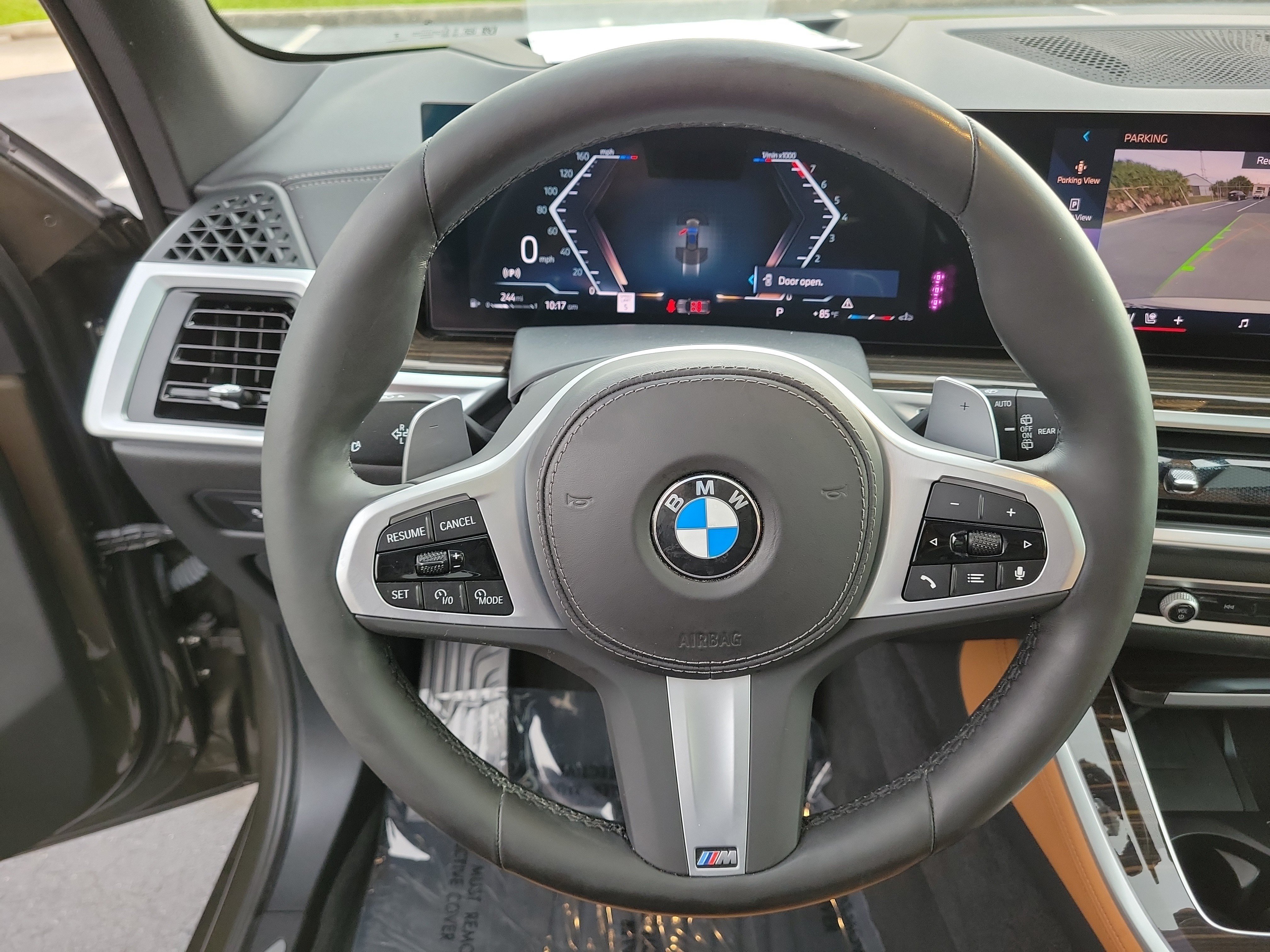 Used 2025 BMW X5 xDrive40i w/ M Sport Package AWD/4WD image 28