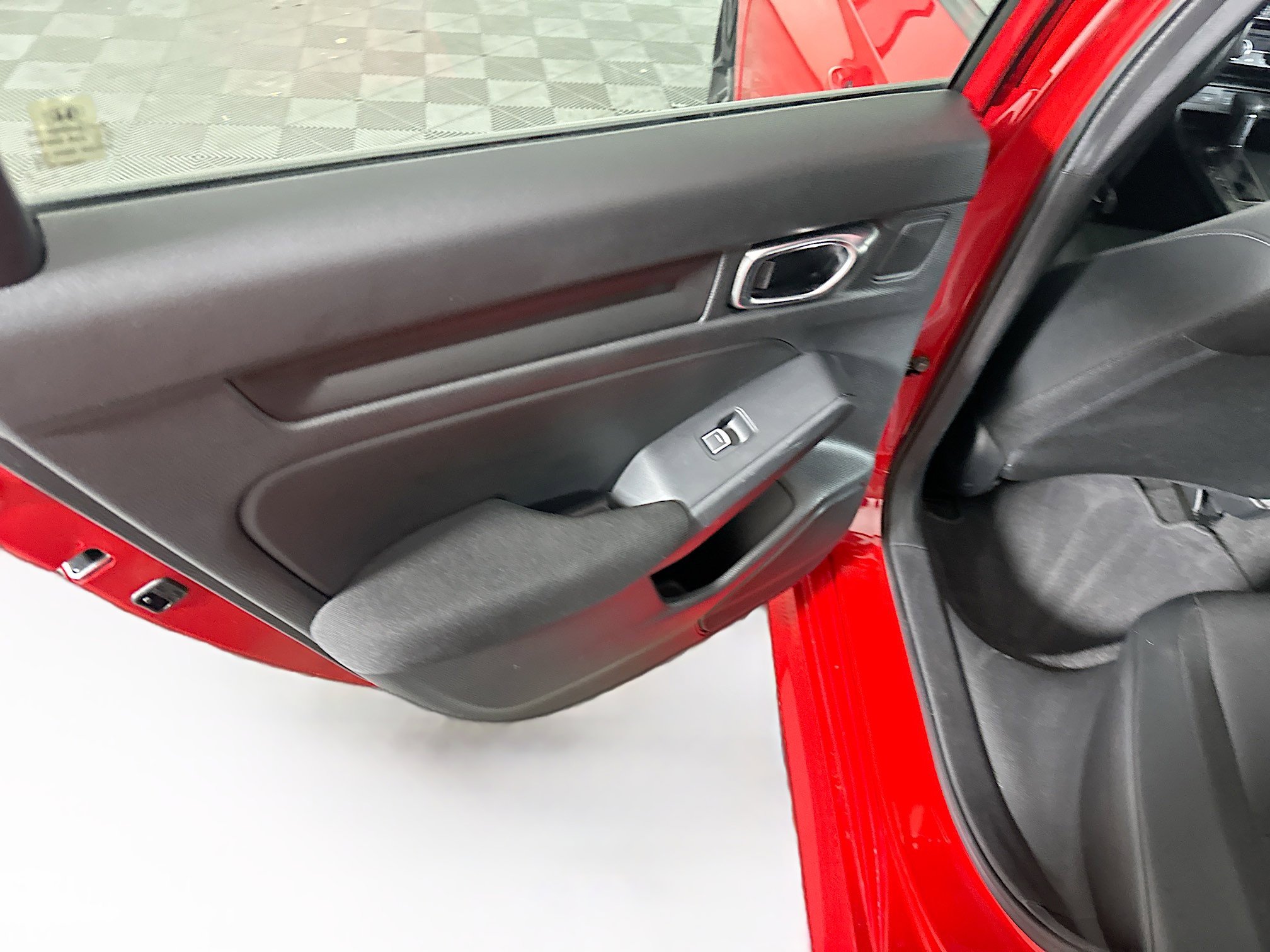 Used 2025 Honda Civic Sport image 25