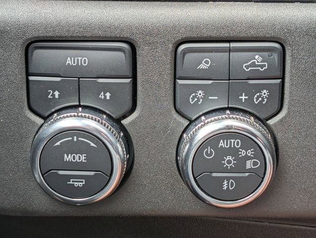 Used 2025 GMC Sierra 1500 SLT image 21