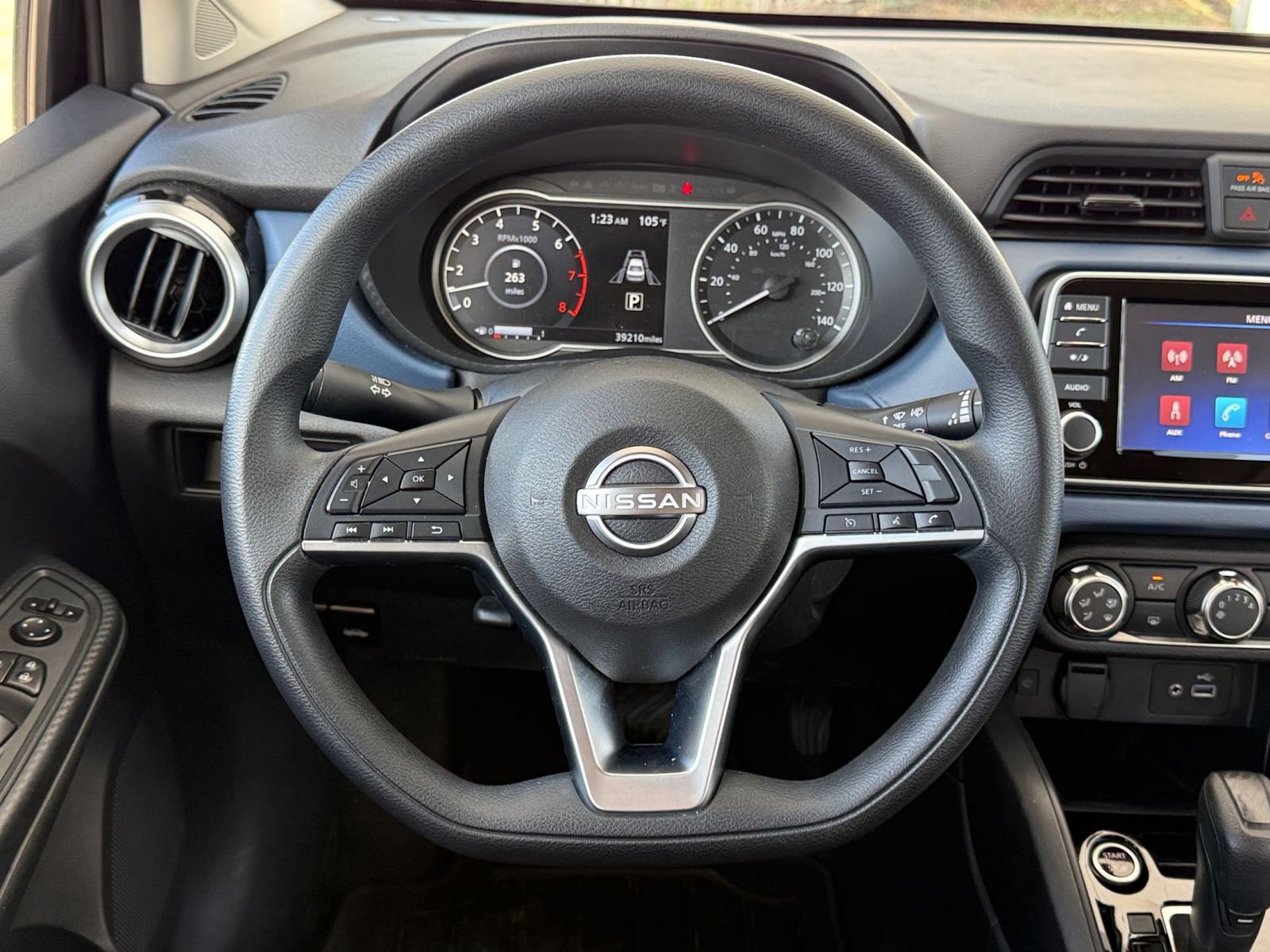 Used 2025 Nissan Versa SV FWD image 23