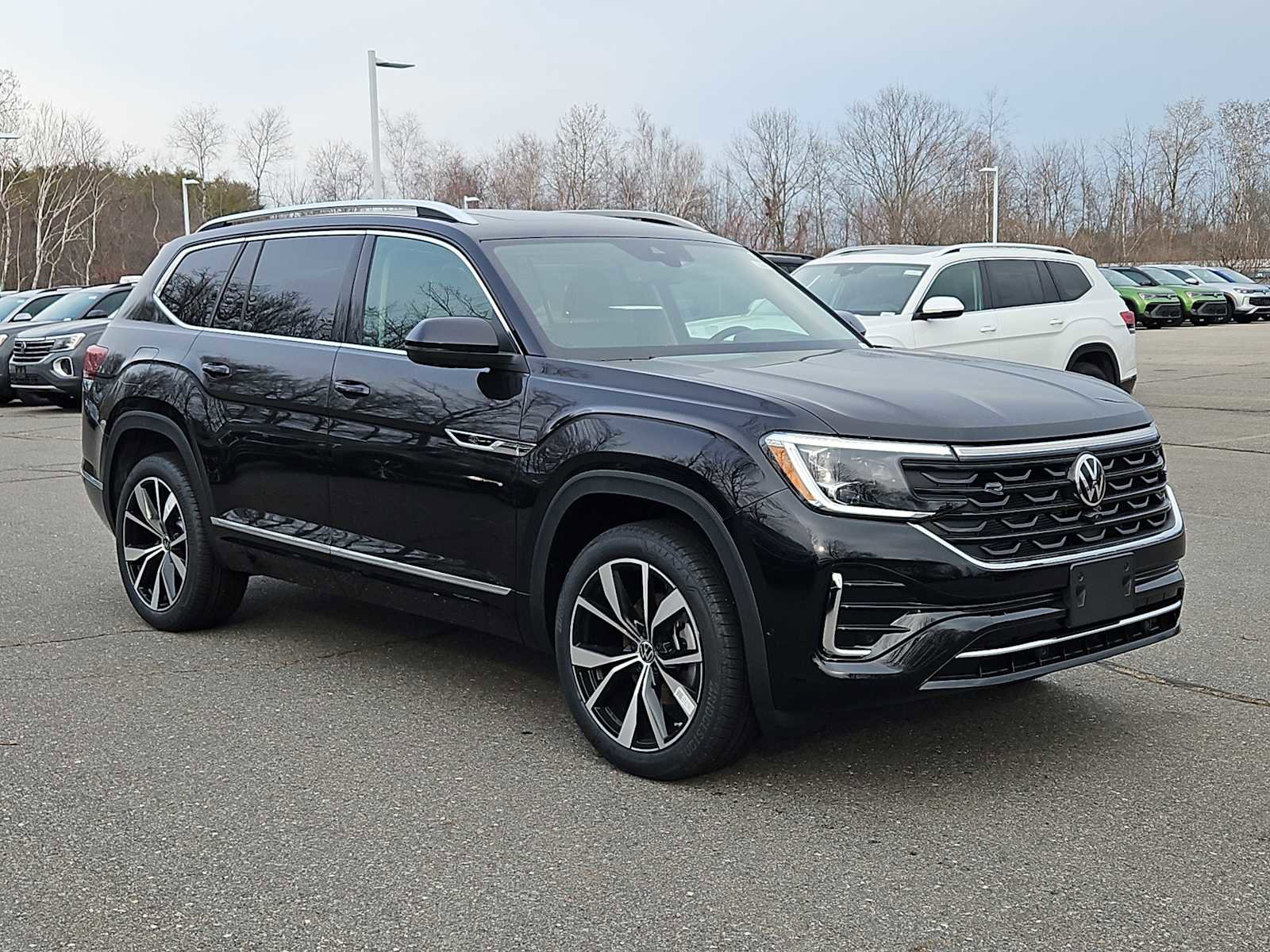 New 2026 Volkswagen Atlas SEL Premium R-Line image 2