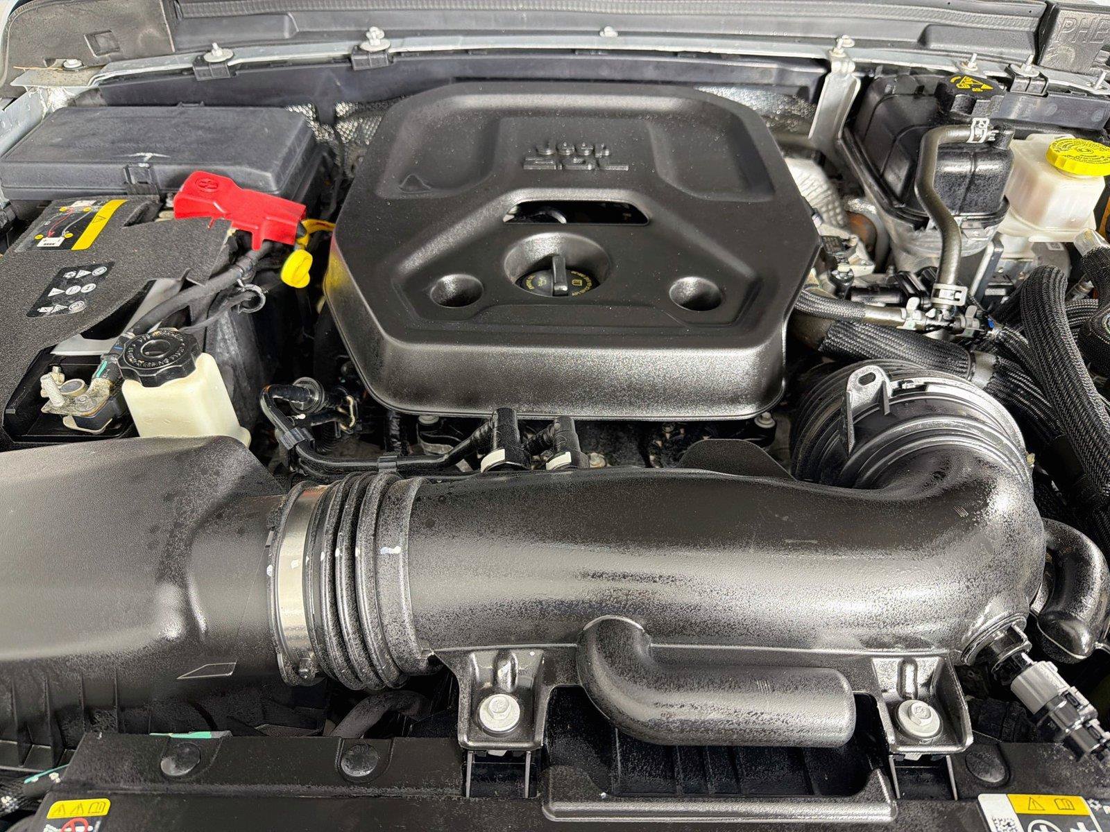 Used 2024 Jeep Wrangler Unlimited Rubicon 4xe AWD/4WD image 33