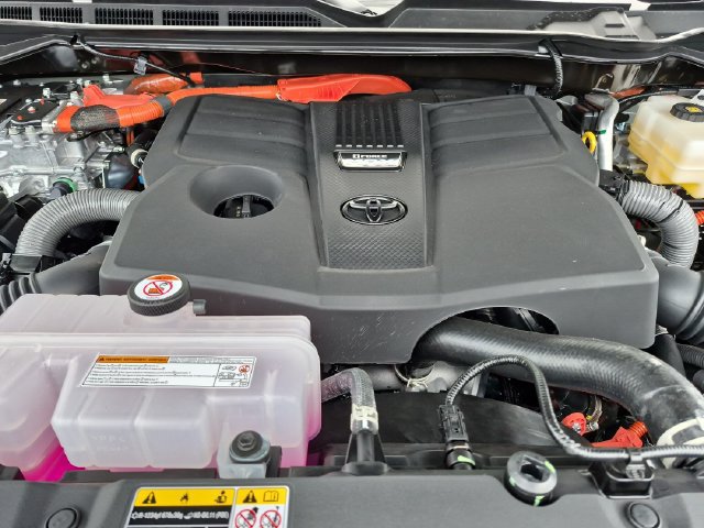 New 2026 Toyota Tundra Platinum AWD/4WD image 27