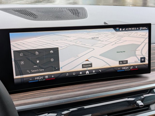 Certified 2025 BMW X5 xDrive40i w/ Parking Assistance Package image 14