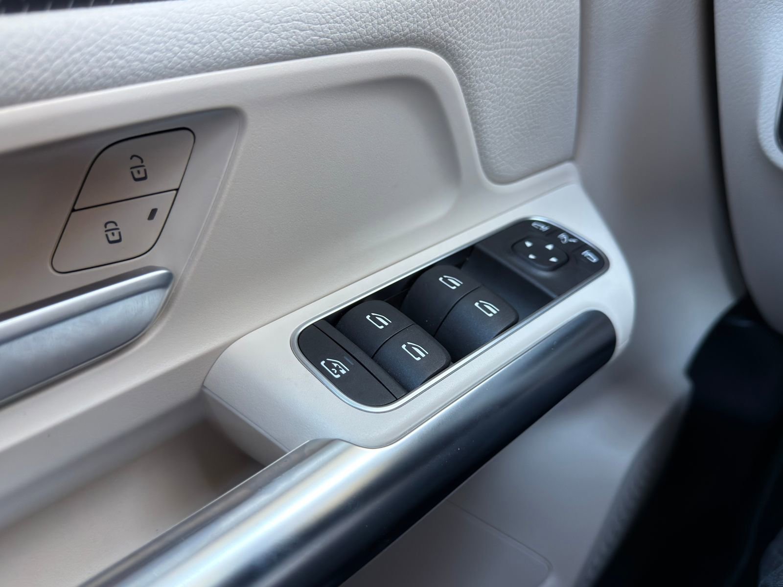 Certified 2022 Mercedes-Benz GLA 250 image 21