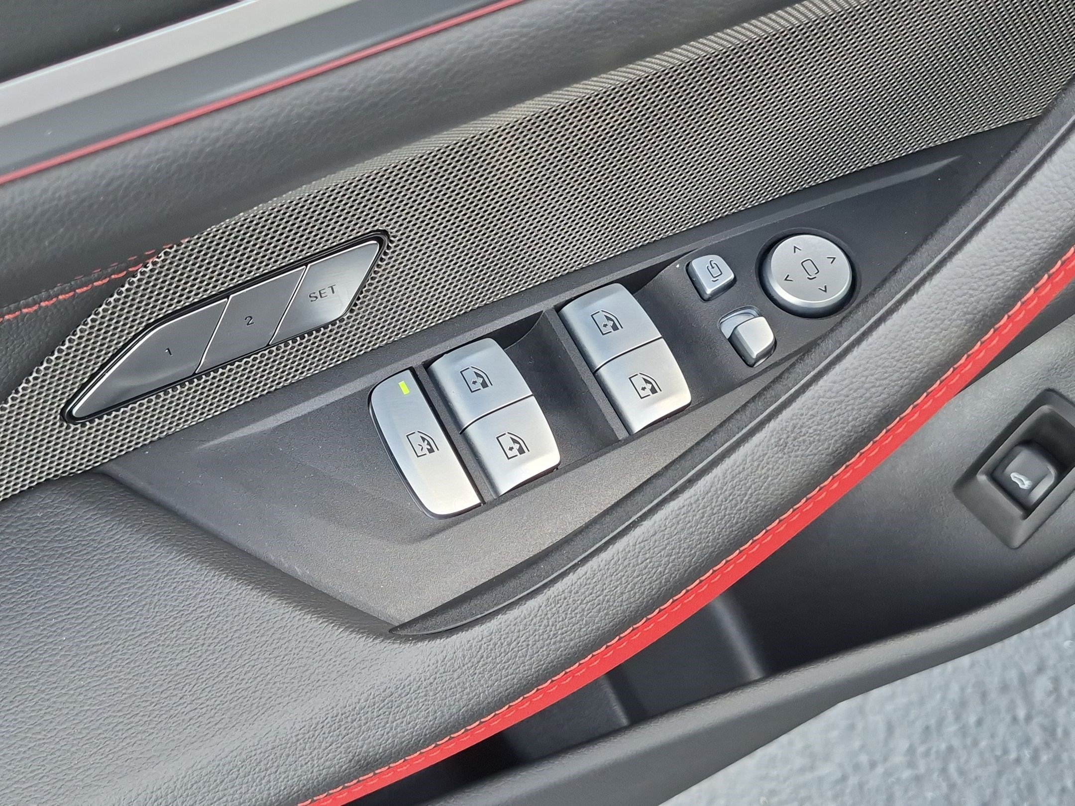 Certified 2025 BMW i4 M50 AWD/4WD image 15
