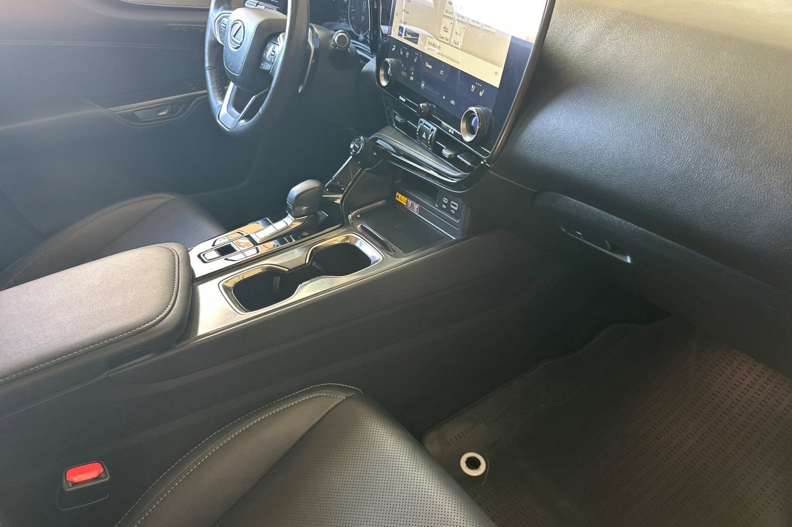 Used 2025 Lexus NX 350 AWD w/ Cold Area Package image 13