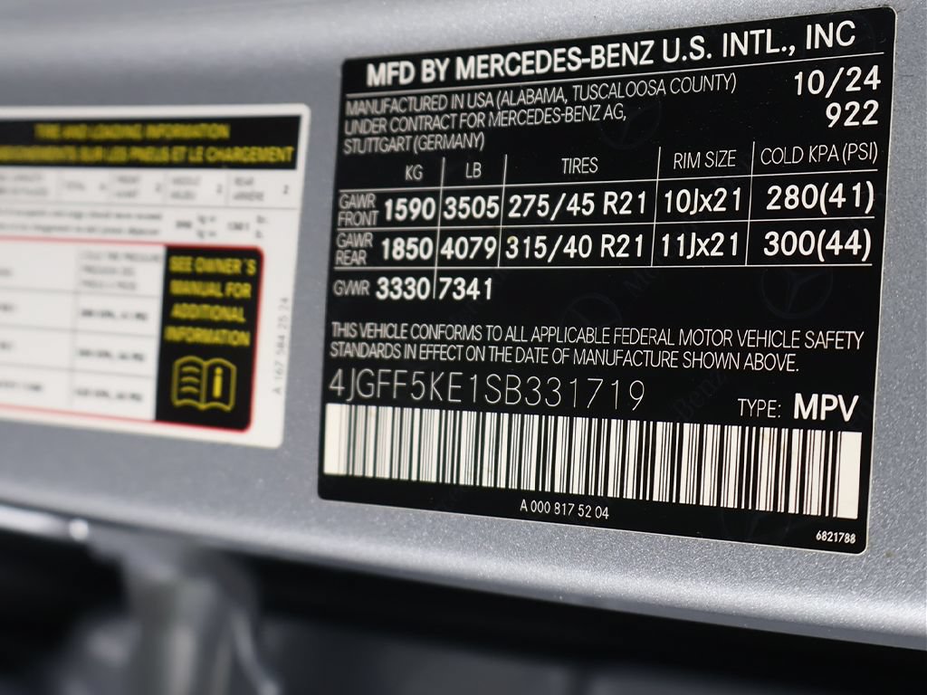 Used 2025 Mercedes-Benz GLS 450 4MATIC w/ AMG Line Exterior image 68