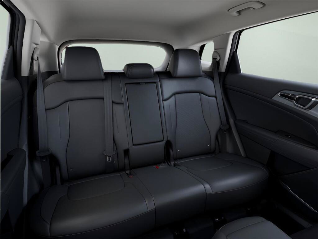 New 2026 Kia Sportage EX AWD/4WD image 11