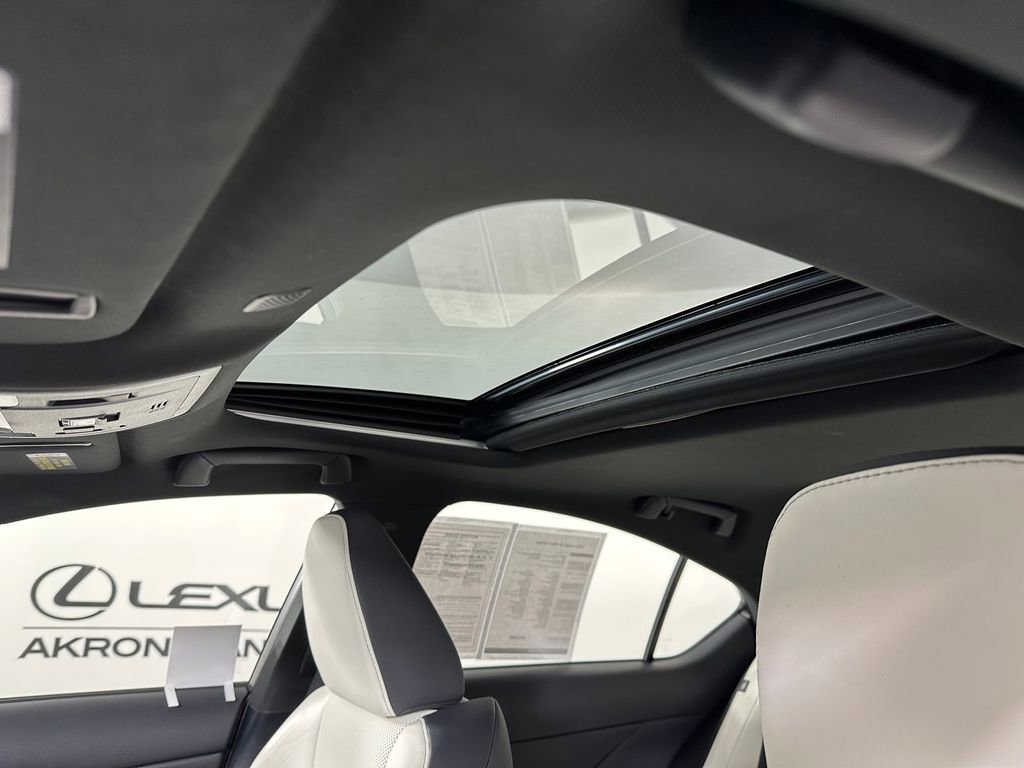 Used 2021 Lexus IS 350 F Sport AWD/4WD image 5
