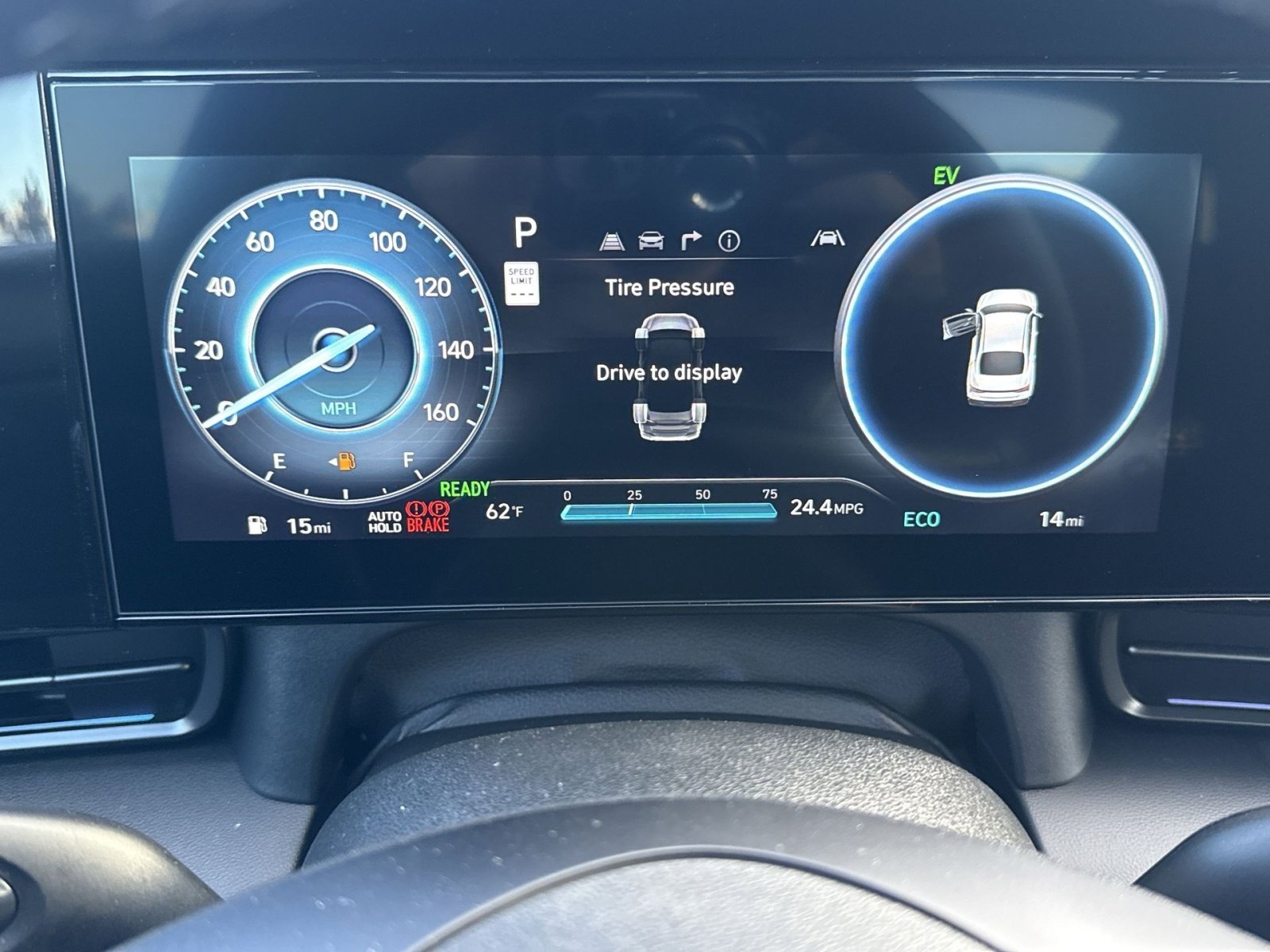 New 2025 Hyundai Elantra SEL image 16