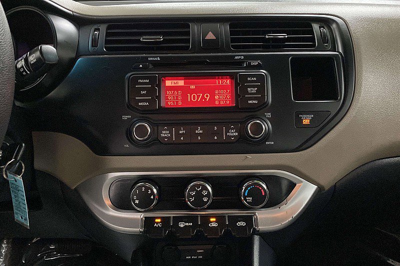 Used 2015 Kia Rio LX image 20