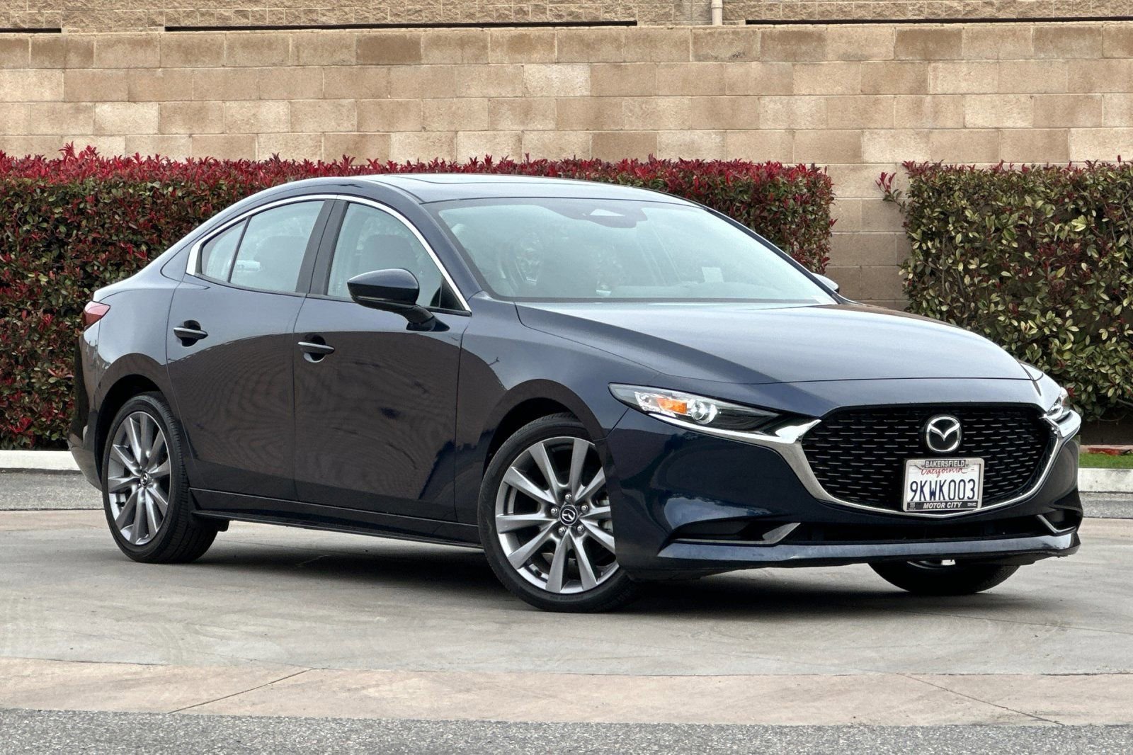 Used 2024 MAZDA MAZDA3 s image 2