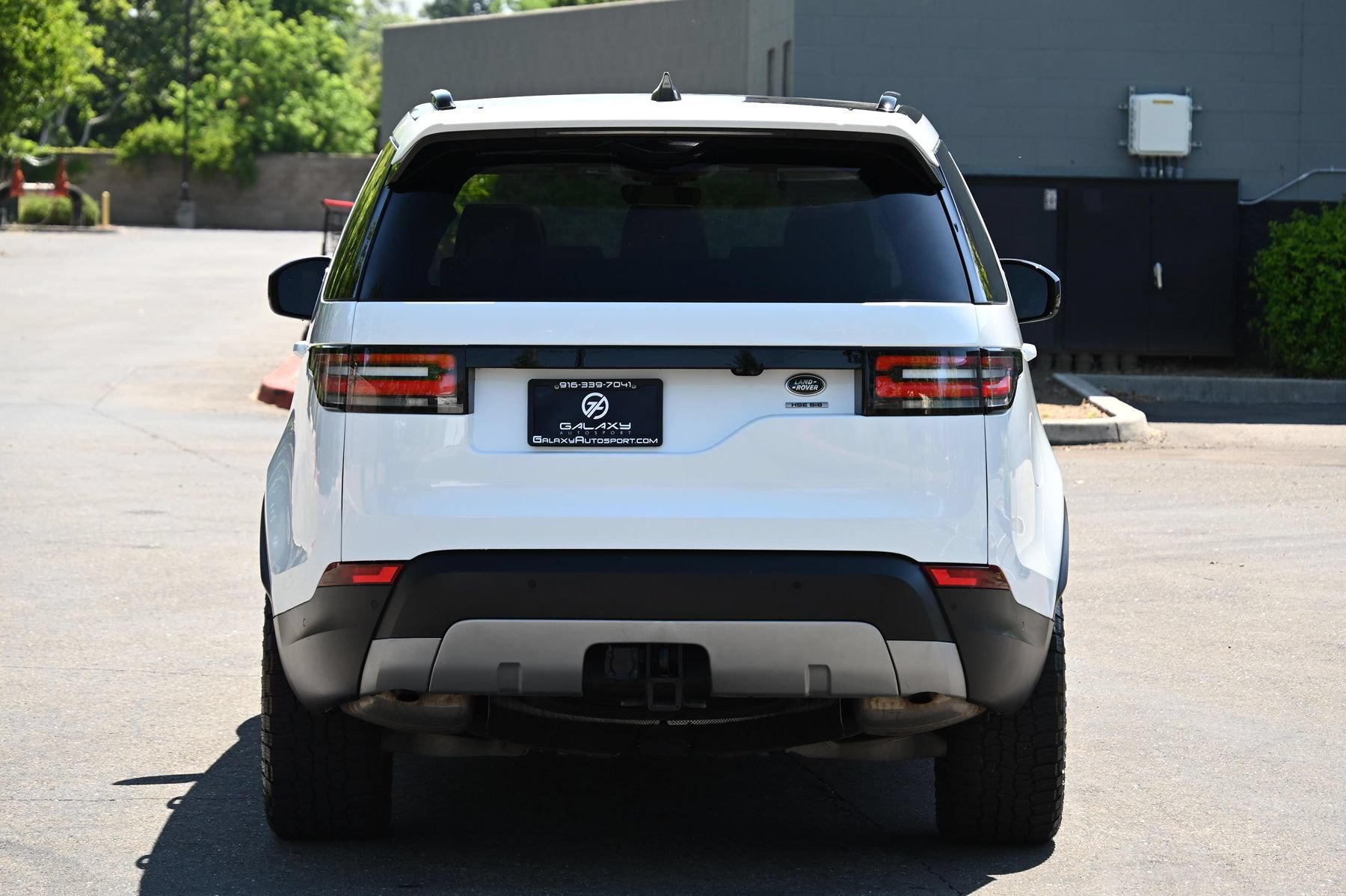 Used 2019 Land Rover Discovery HSE AWD/4WD image 6