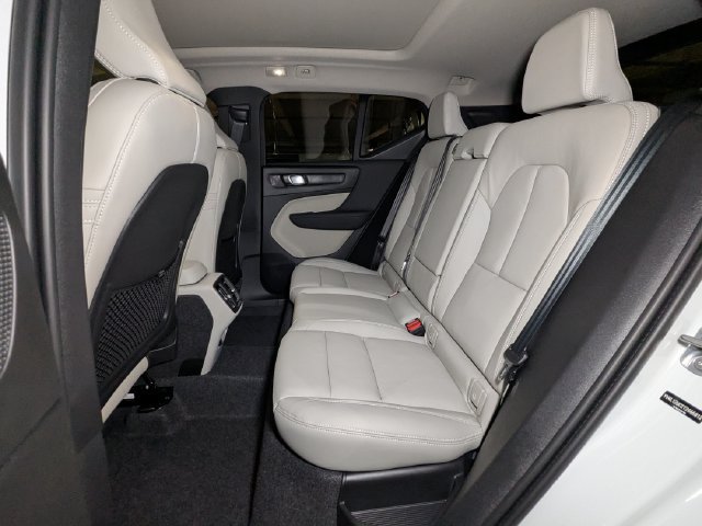 New 2026 Volvo XC40 B5 Plus w/ Protection Package Premier AWD/4WD image 26
