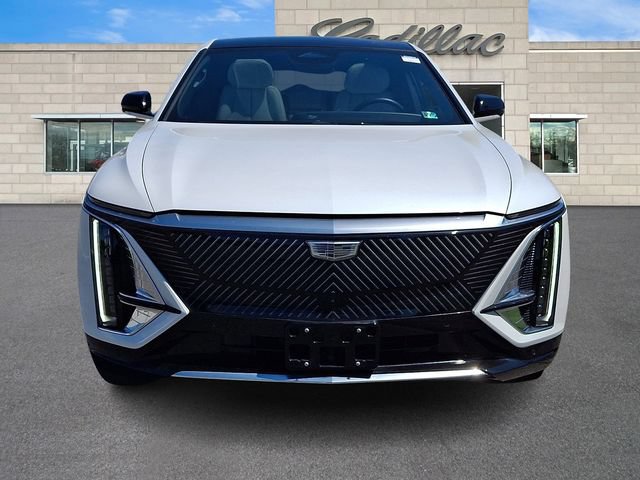 Certified 2024 Cadillac Lyriq Luxury w/ LPO, Floor Liner Package AWD/4WD image 3