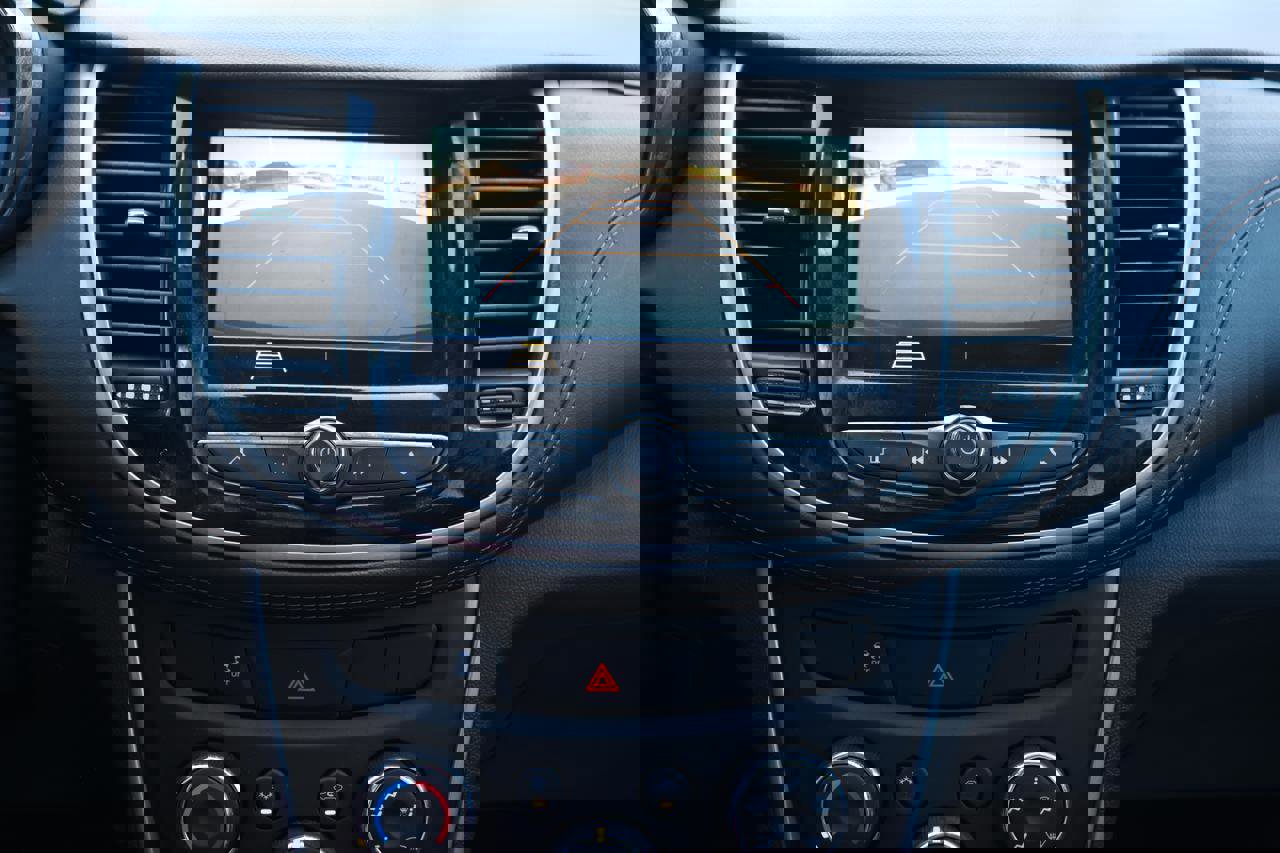 Used 2020 Chevrolet Trax LT image 33