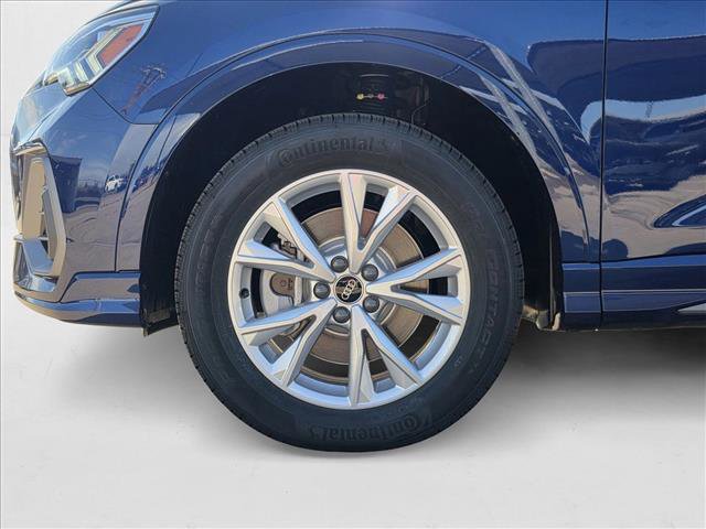 New 2025 Audi Q3 2.0T Premium w/ Convenience Package image 8