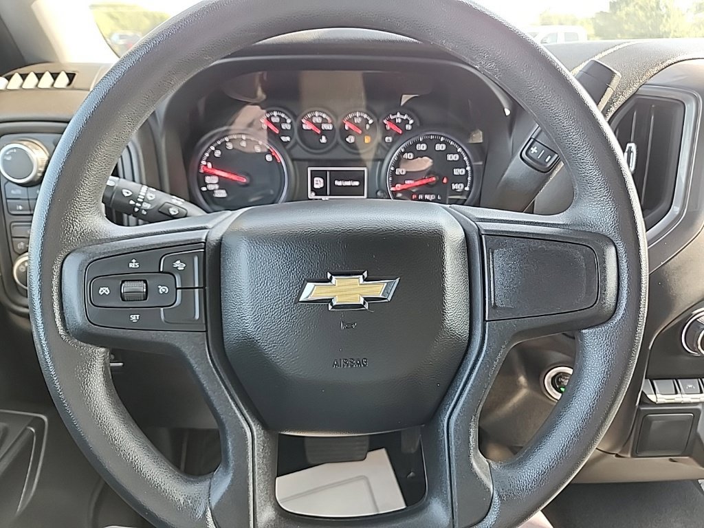 Used 2023 Chevrolet Silverado 1500 Custom AWD/4WD image 17